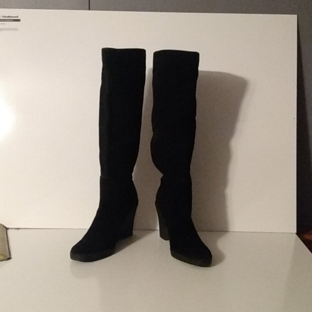Authentic Calvin Klein soledad boots
